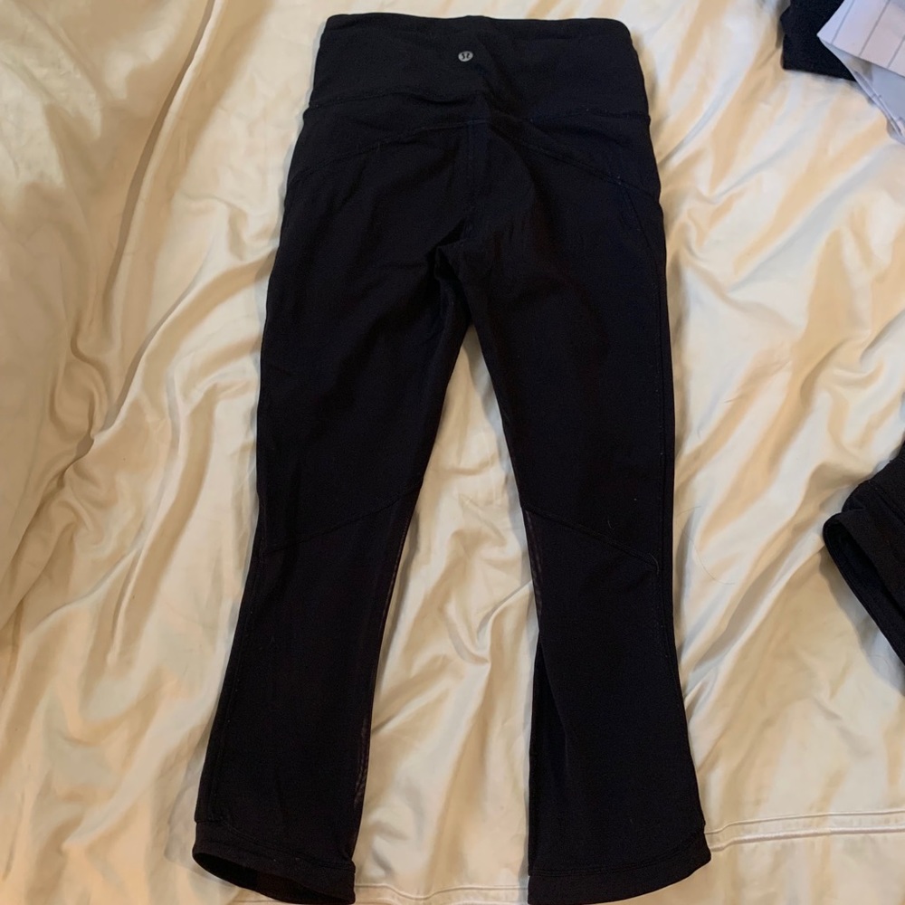 Lululemon crop ankle yoga pants size 4